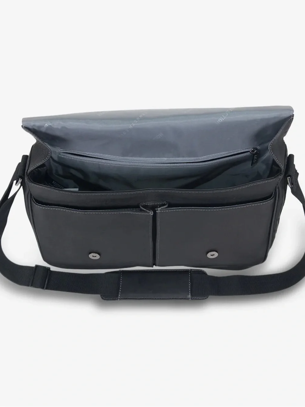 Kenneth Cole Black Leather Messenger COLOMBIAN LEATHER CROSSBODY MESSENGER BAG